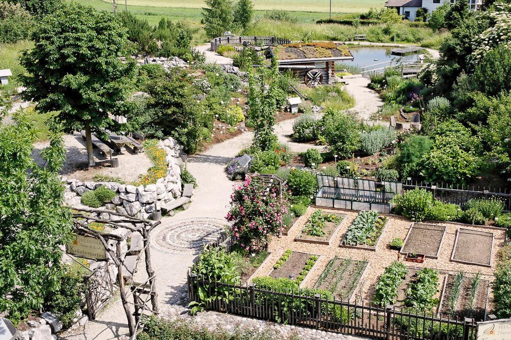 Hildegard Naturhaus Kirchberg bei Mattighofen Room photo
